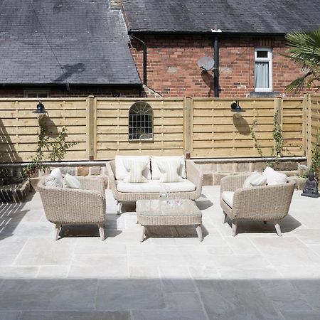 Townhouse By Harrogate Serviced Apartments Exteriör bild