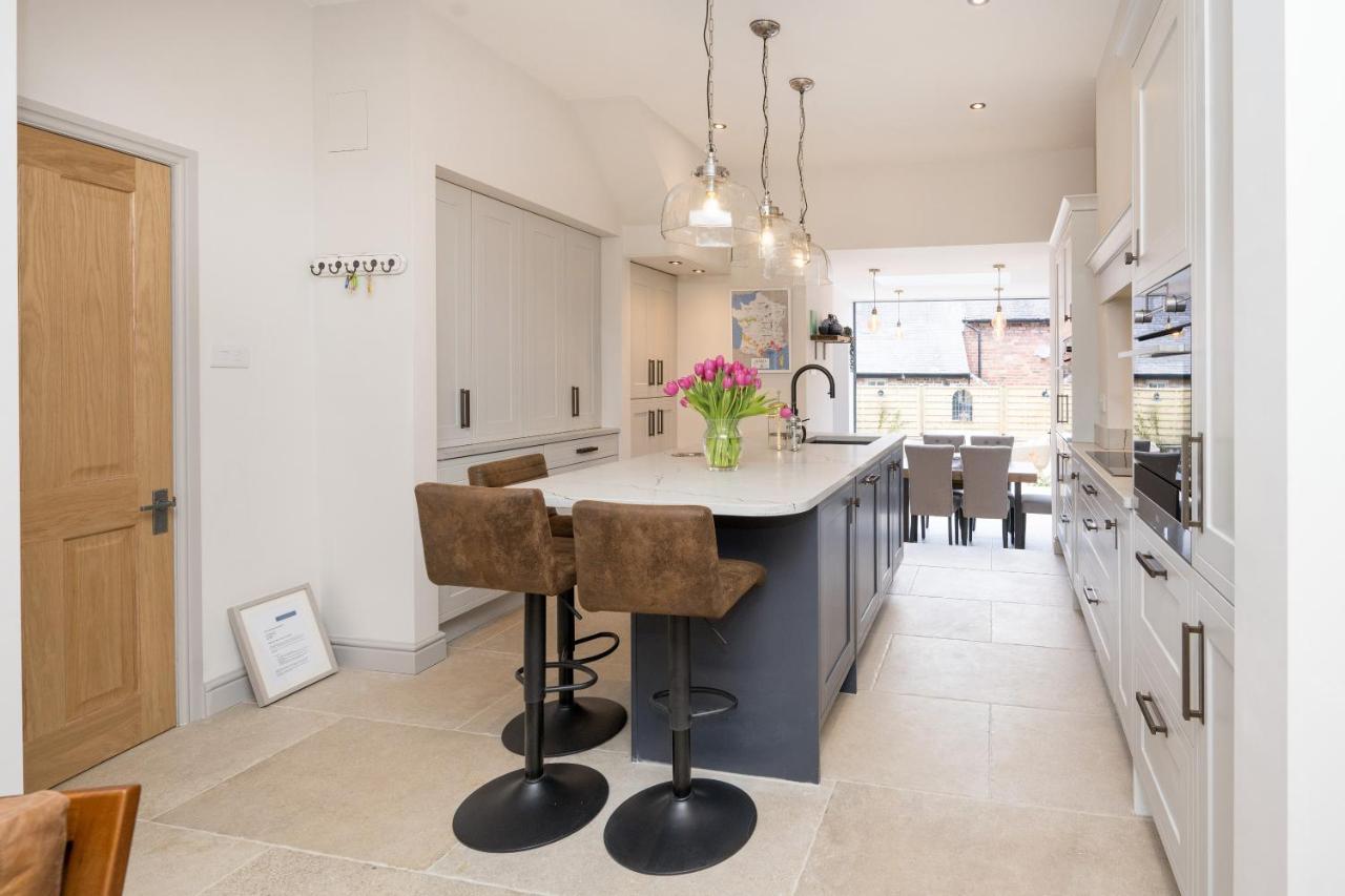 Townhouse By Harrogate Serviced Apartments Exteriör bild