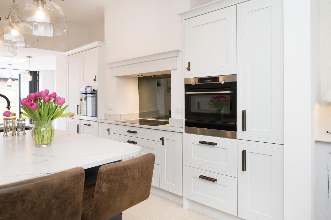 Townhouse By Harrogate Serviced Apartments Exteriör bild
